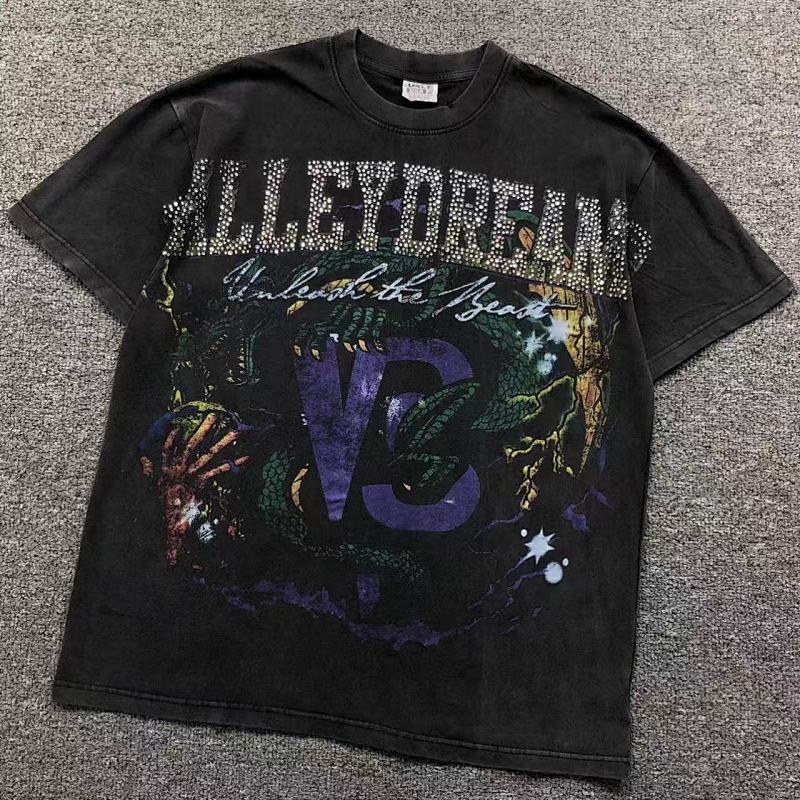 V LL Y T-Shirt