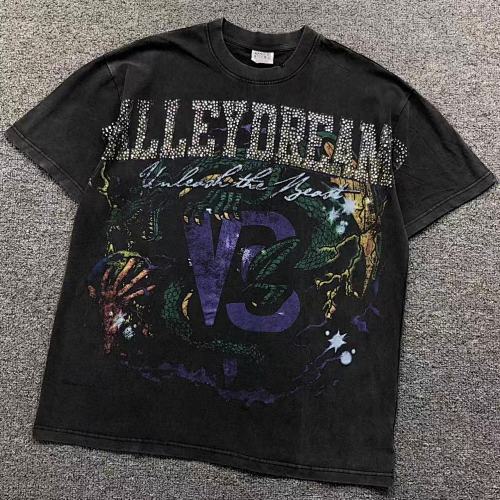 V LL Y T-Shirt
