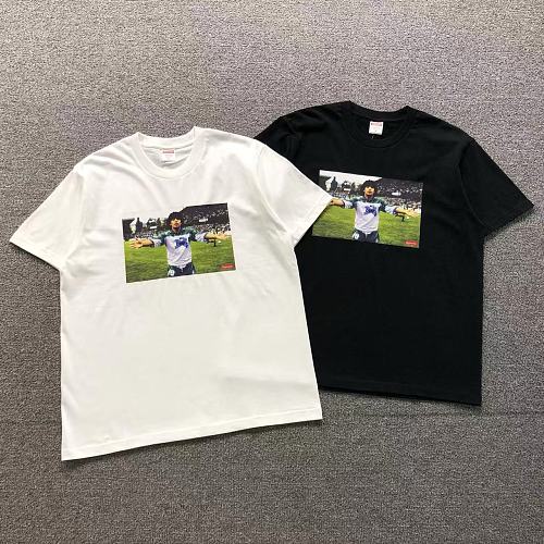 Supreme T-Shirt