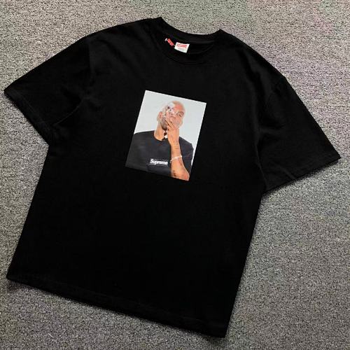 Supreme T-Shirt