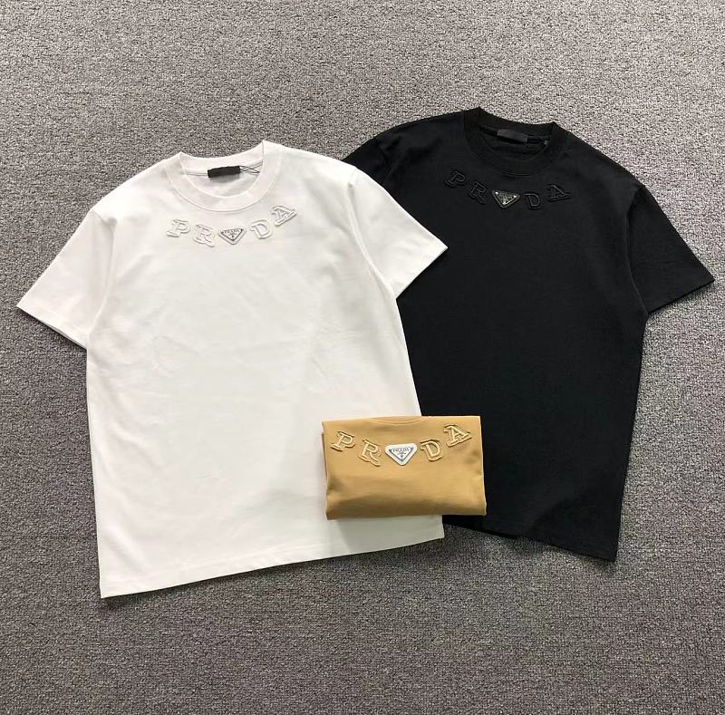 Prada T-Shirt