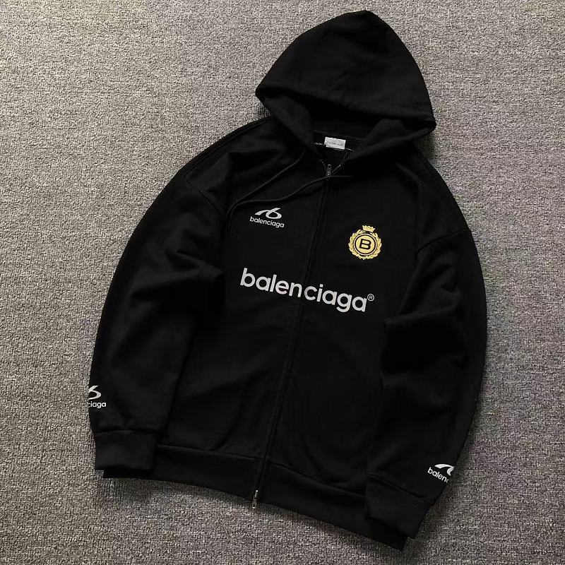 B L IA A Hoodie