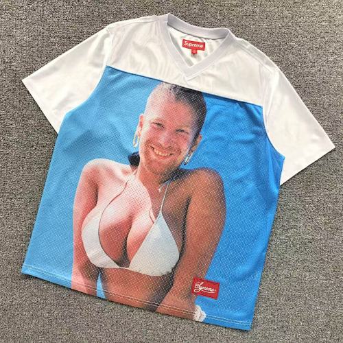 Supreme T-Shirt
