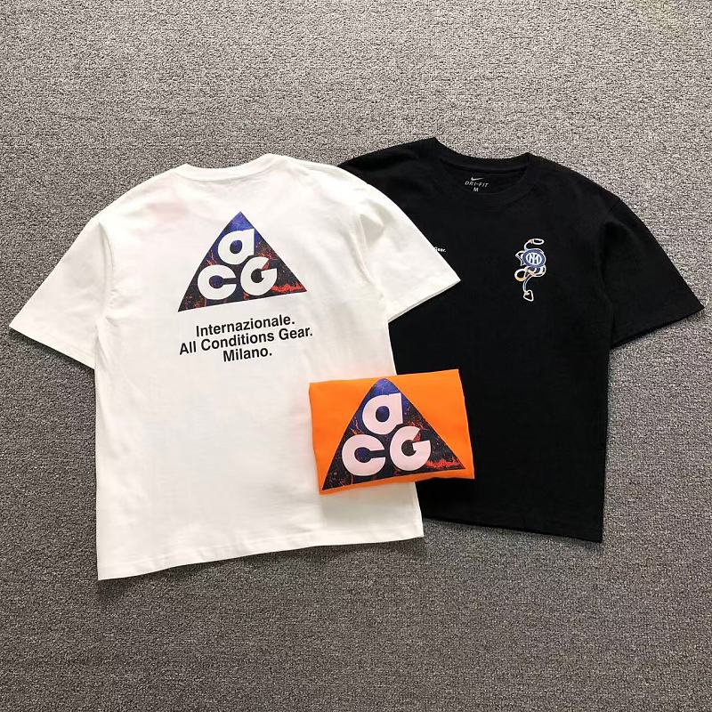 Nike A G T-Shirt
