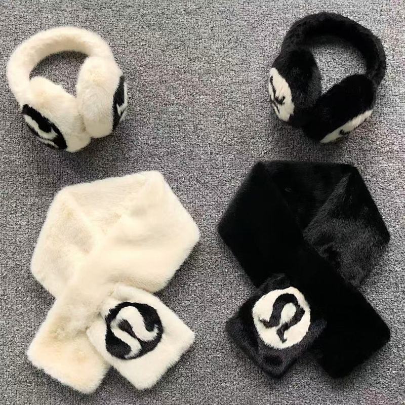 Lululemon Scarf Earmuff