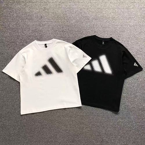 Adidas T-Shirt