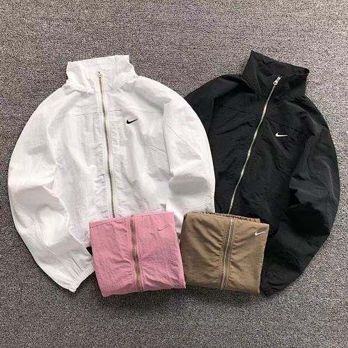 Nike Jacket Femaie Styie