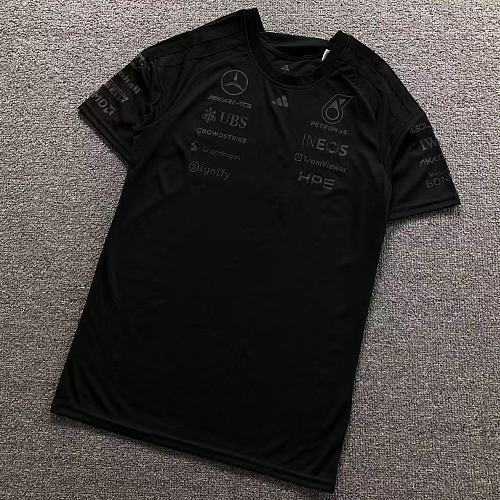 Adidas T-Shirt