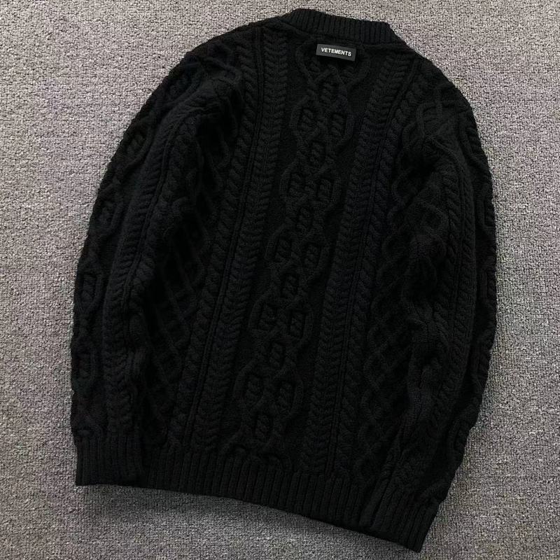Vetements Sweater