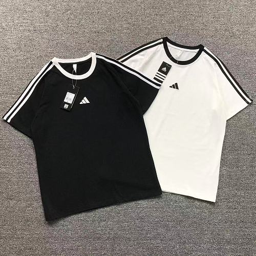 Adidas T-Shirt