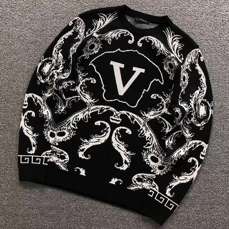 D LC GA A Sweater