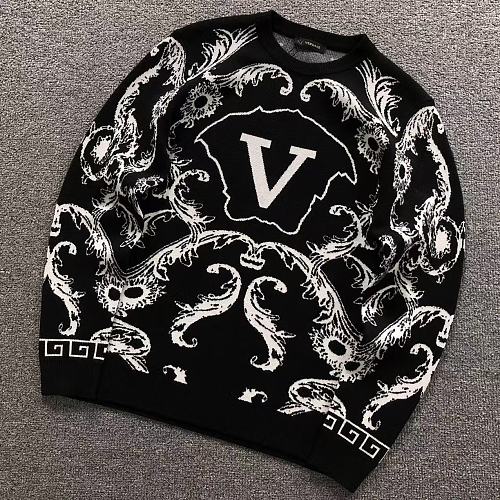 D LC GA A Sweater