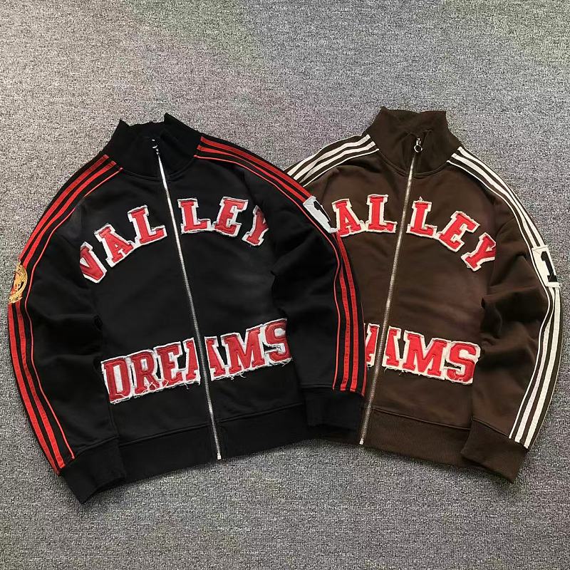 V LL Y Jacket