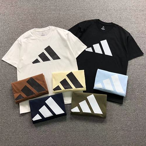 Adidas T-Shirt