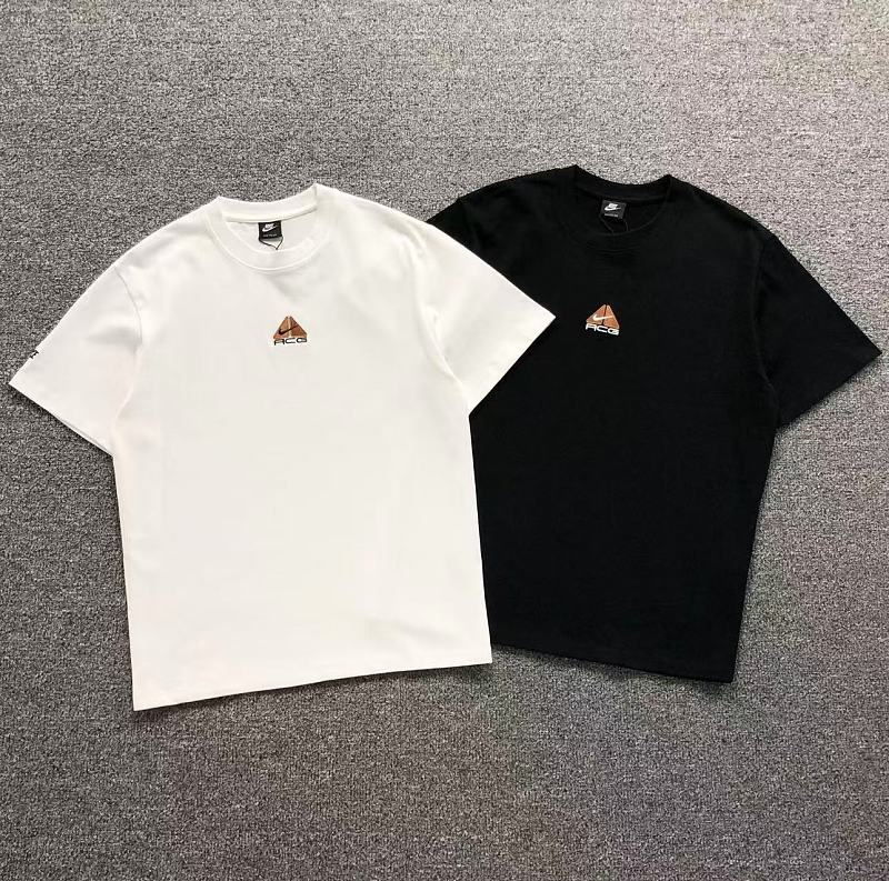 Nike A G T-Shirt