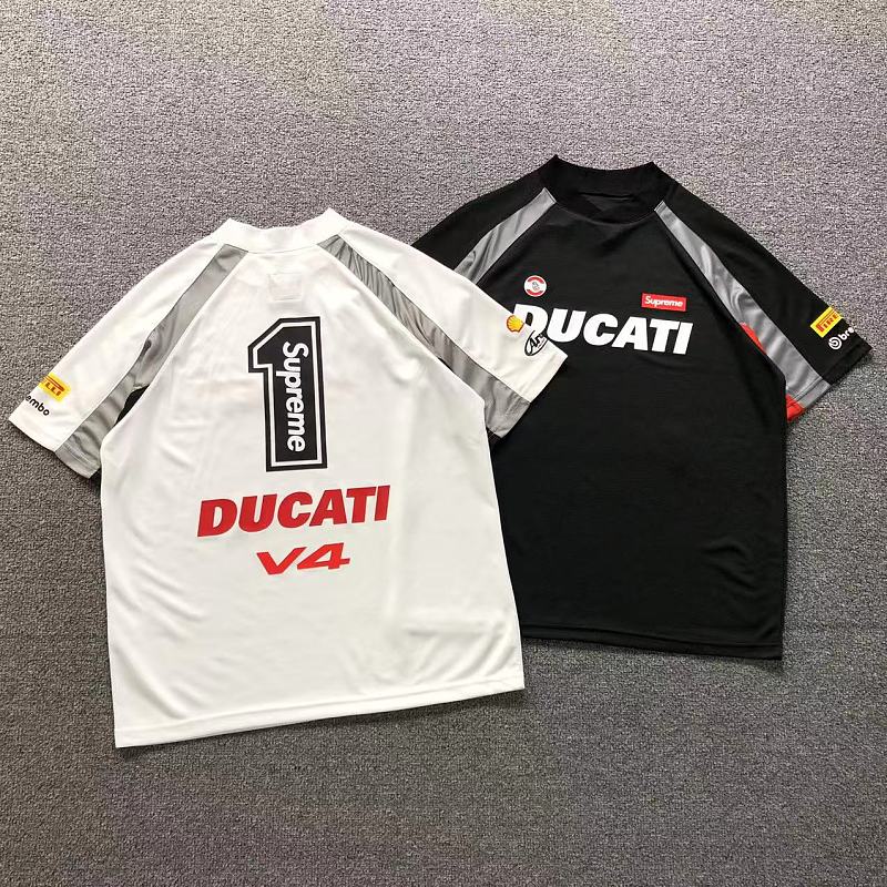 Supreme T-Shirt Im 60kg I Wear Size M In The Phot