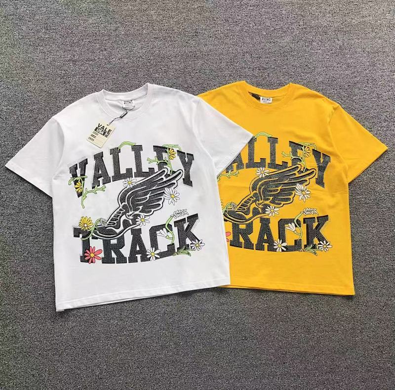 V LL Y T-Shirt