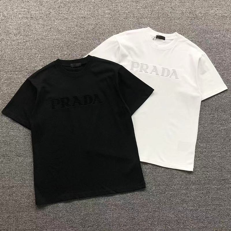 Prada T-Shirt Im 60kg I Wear Size S In The Phot