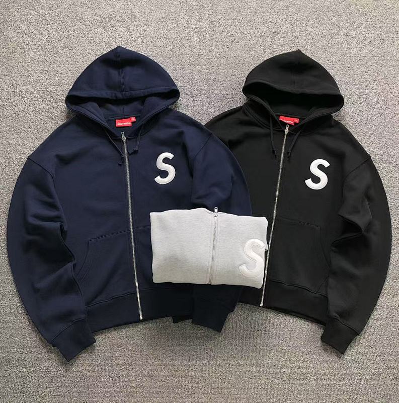 Supreme Hoodie