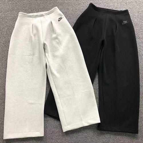 Nike Trousers Femaie Styie
