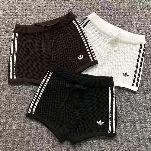 Adidas Shorts Femaie Styie