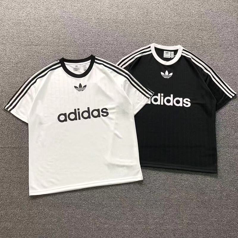 Adidas T-Shirt