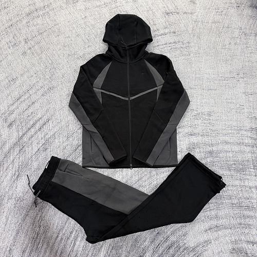 Nike Windrunner Tech Sleeve