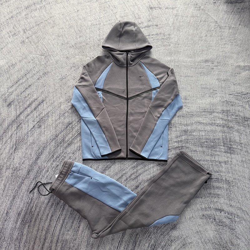 Nike Windrunner Tech Sleeve