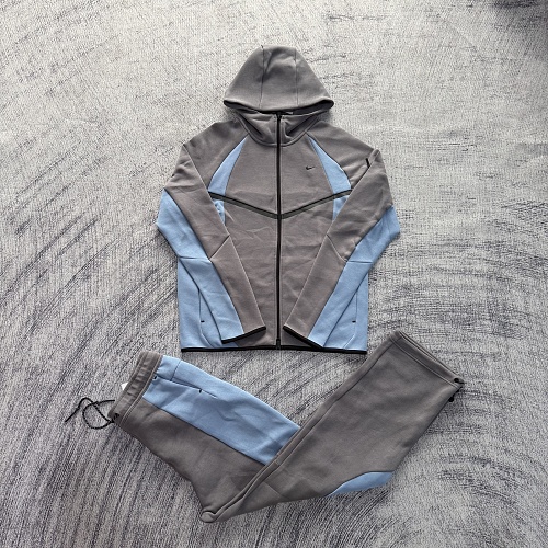 Nike Windrunner Tech Sleeve