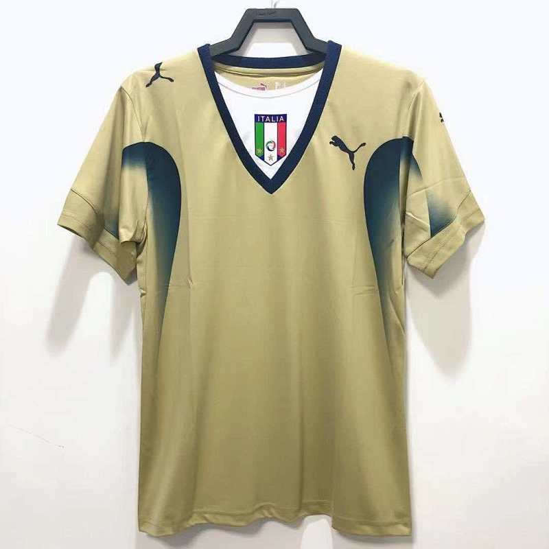 Italian Goalkeeper Gold Retro Fan Version