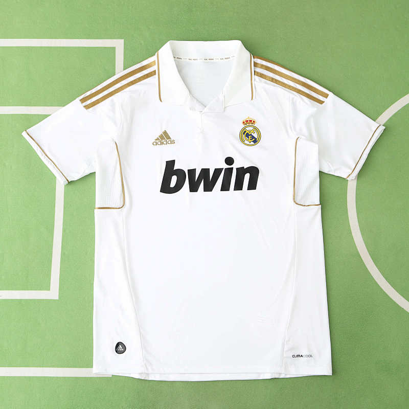 Real Madrid CF Home Retro Fan Version