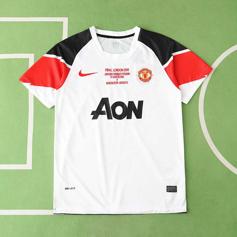 Manchester United F.C. Away Retro Fan Version