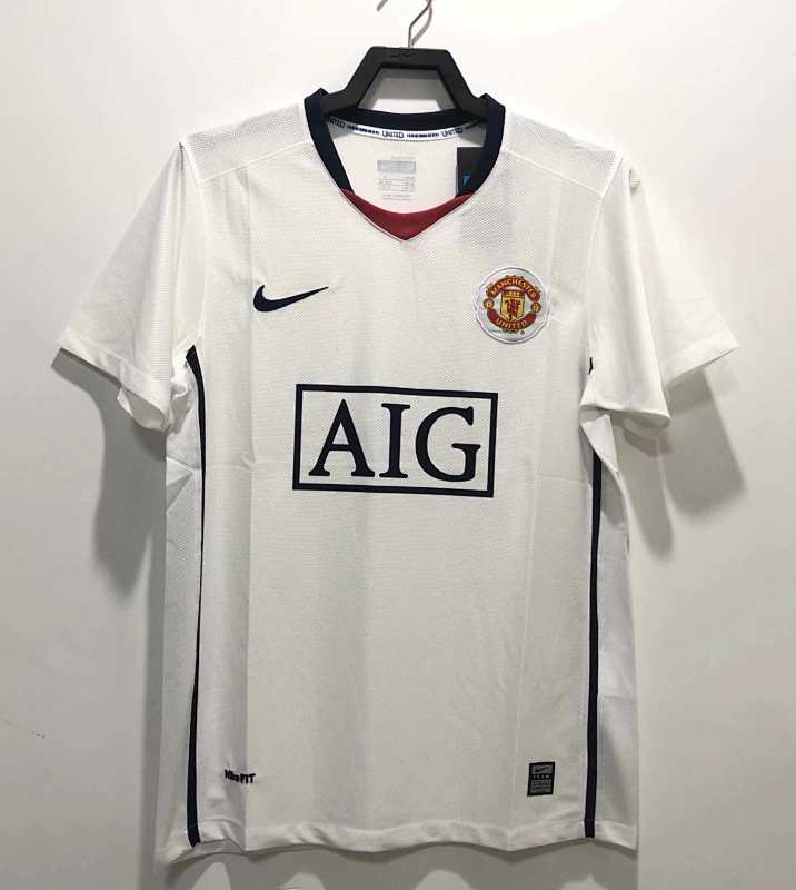 Manchester United Away Retro Fan Version