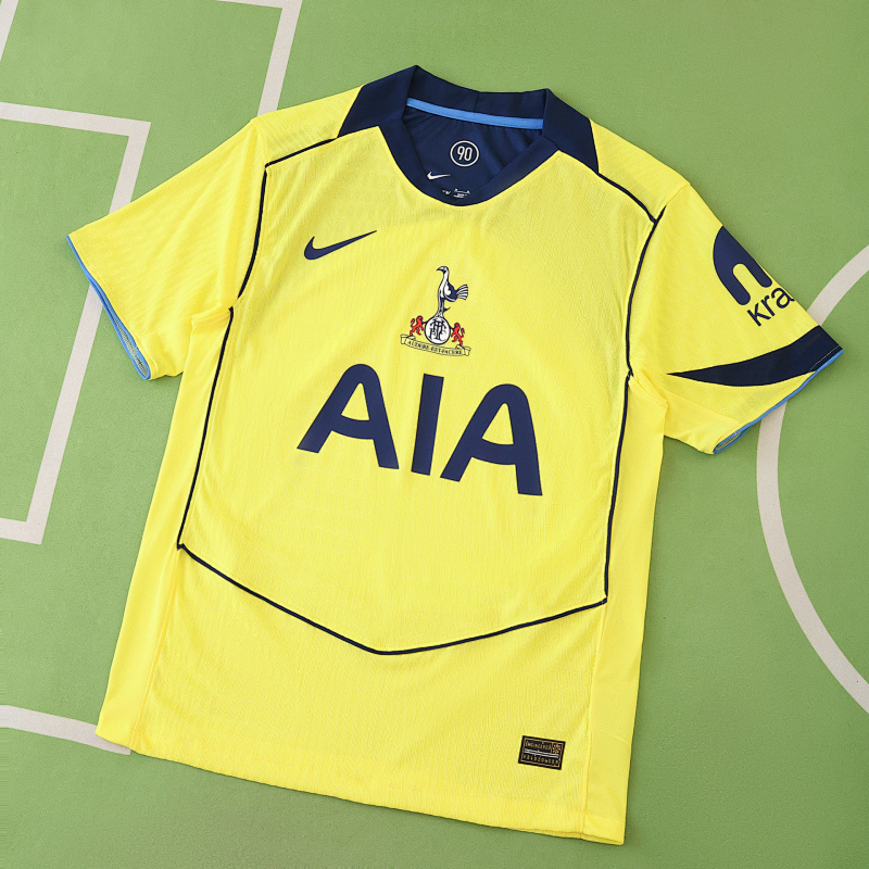 Tottenham Hotspur F.C. Third Player Version