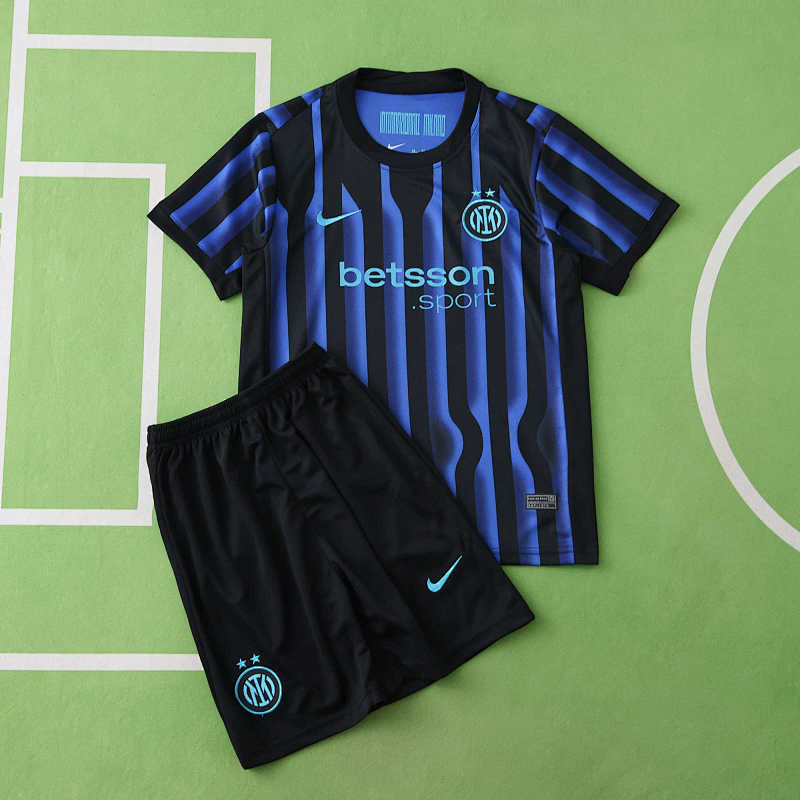 F.C. Internazionale Milano Home Kids Kit