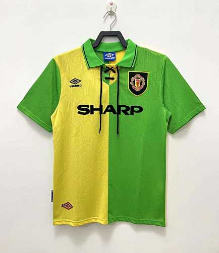 Manchester United Away Retro Fan Version