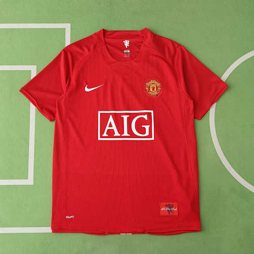 Manchester United F.C. Home Retro Fan Version