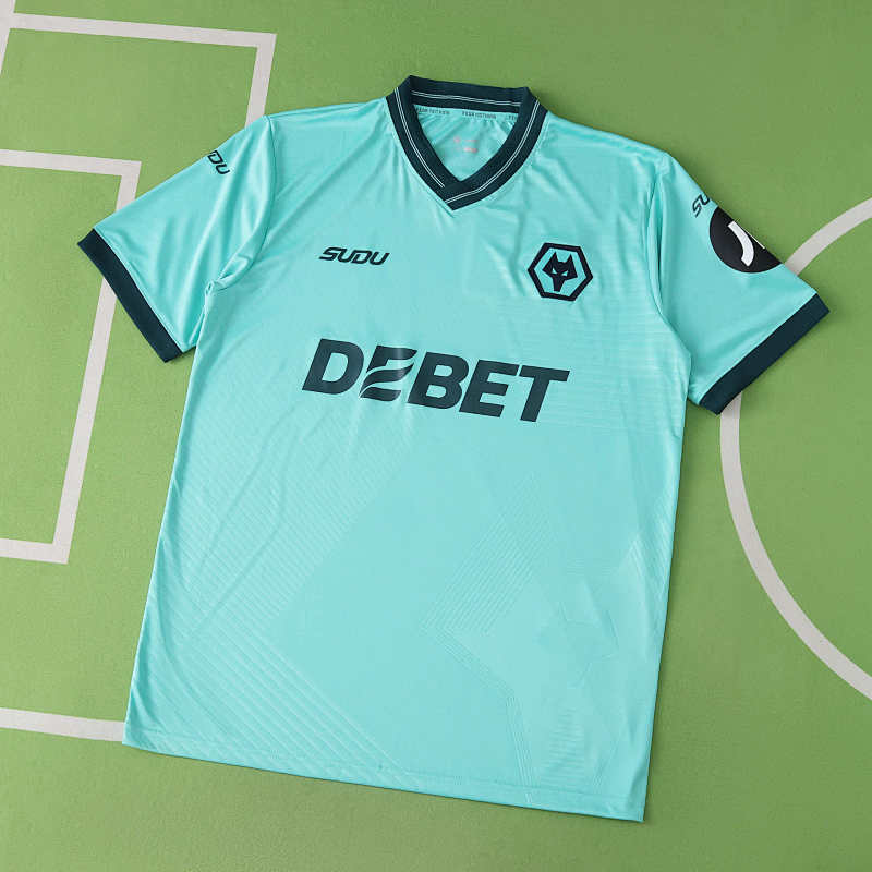 Wolverhampton Wanderers F.C. Away Fan Version