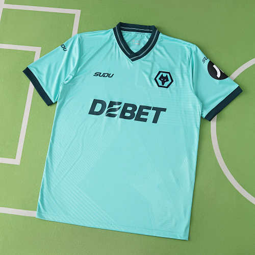 Wolverhampton Wanderers F.C. Away Fan Version