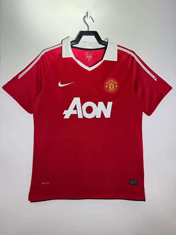 Manchester United Home Retro Fan Version