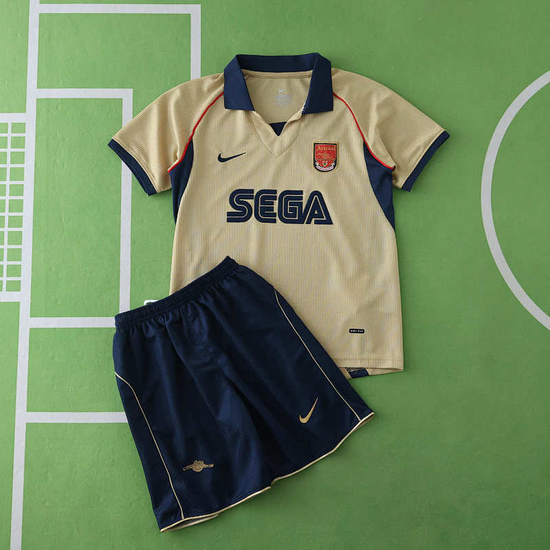 Arsenal F.C. Away Retro Kids Kit