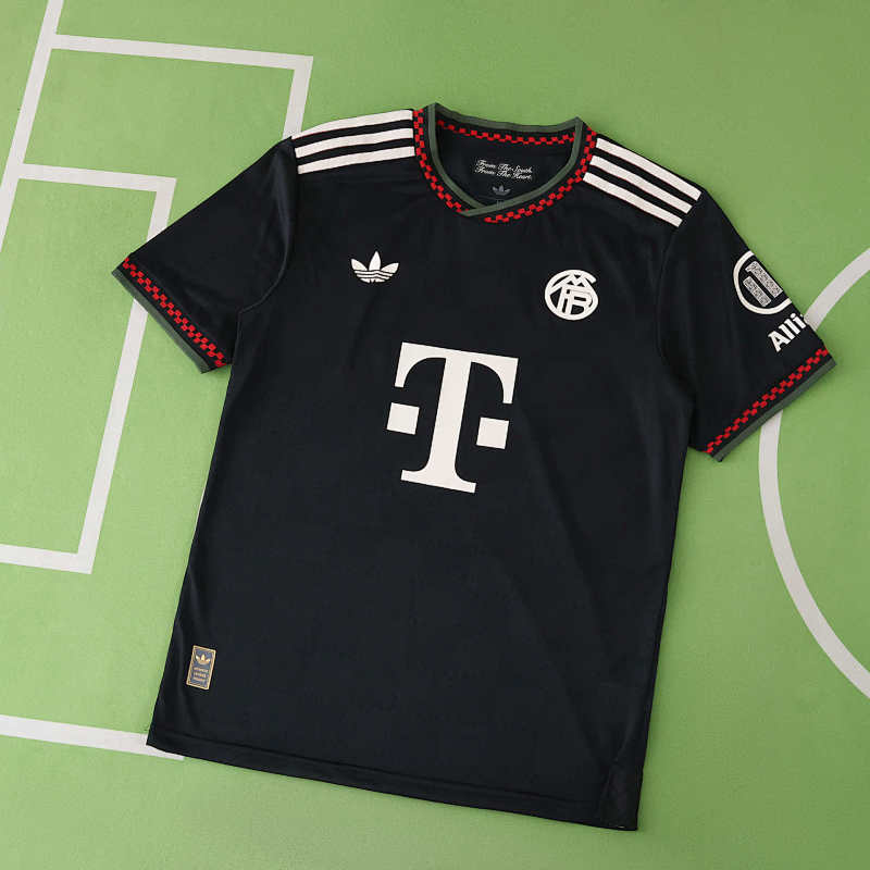 FC Bayern Munich Third Player Version