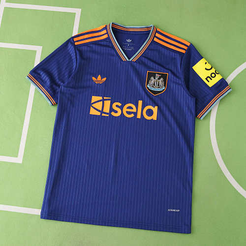 Newcastle United F.C. Third Fan Version