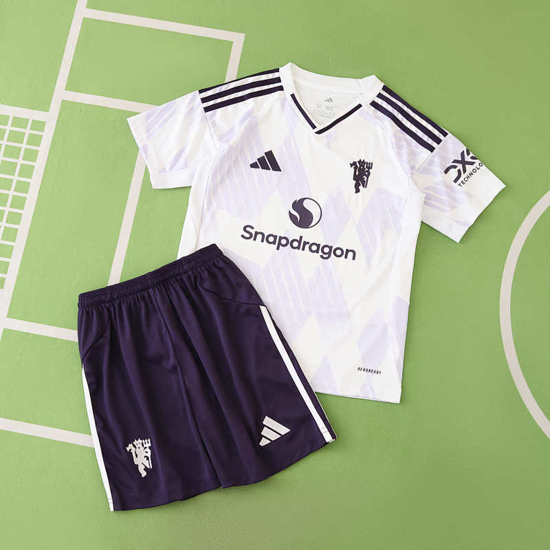 Manchester United F.C. Away Kids Kit