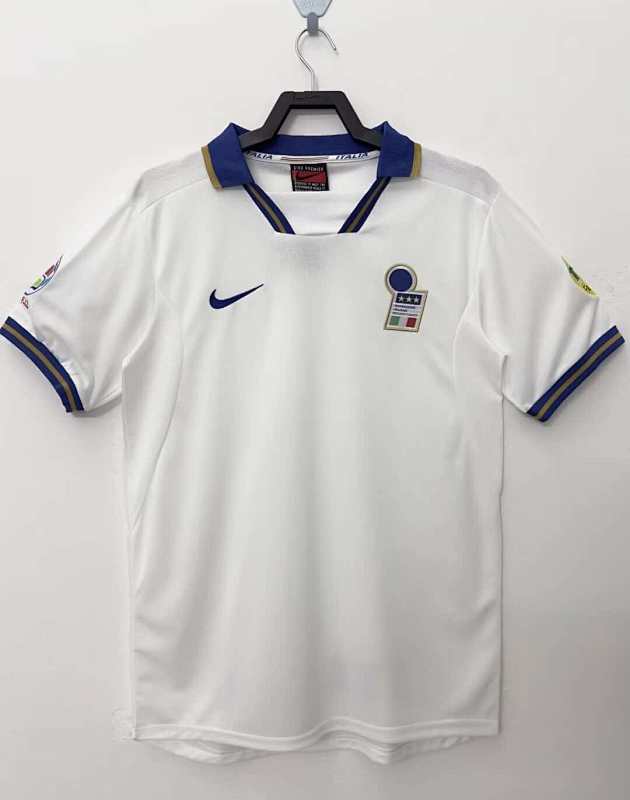 Italy Away Retro Fan Version