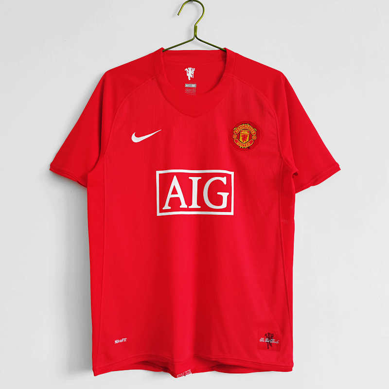 Manchester United Home Retro Fan Version
