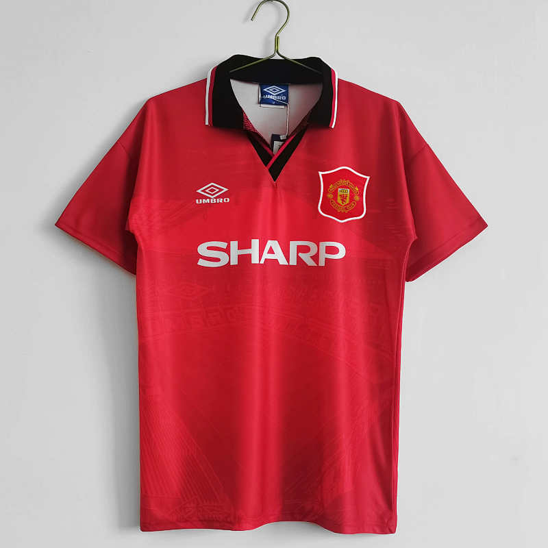 Manchester United Home Retro Fan Version