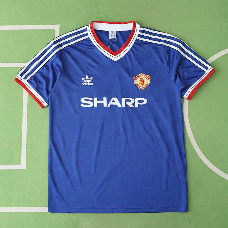 Manchester United F.C. Third Retro Fan Version