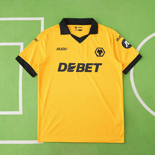 Wolverhampton Wanderers F.C. Home Fan Version