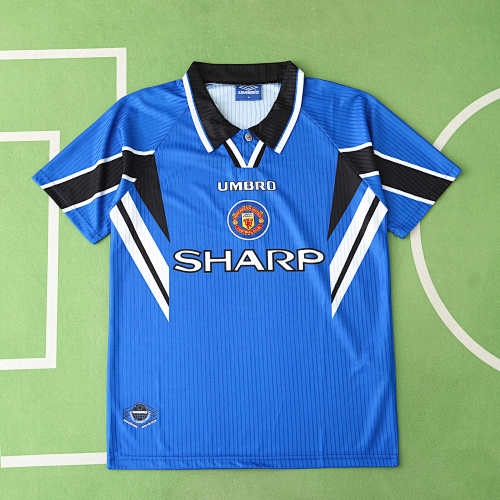 Manchester United F.C. Third Retro Fan Version